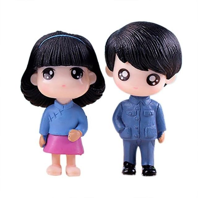 Cute Boy and Girl Lovers Kiss Wedding Dolls